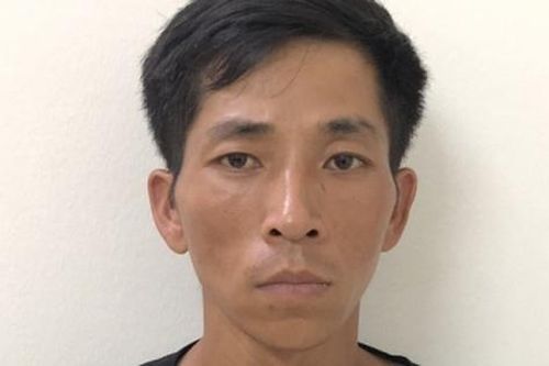 Hé lộ nguyên nhân khiến chồng chém nhiều nhát vào người vợ trong quán cắt tóc