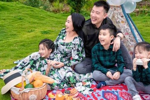 3 con của MC Ốc Thanh Vân được bố mẹ đầu tư học trường quốc tế với chí phí 'khủng'