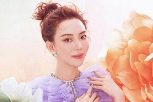 Thu Trang: 'Cái lửa nghề vẫn quan trọng hơn những khó khăn ở bên ngoài'