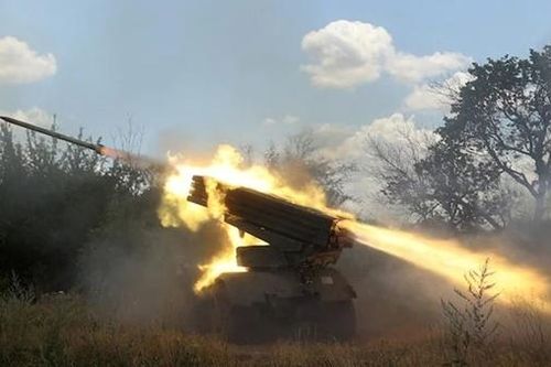 Ukraine tuyên bố san phẳng 19 kho đạn dược Nga ở miền Nam