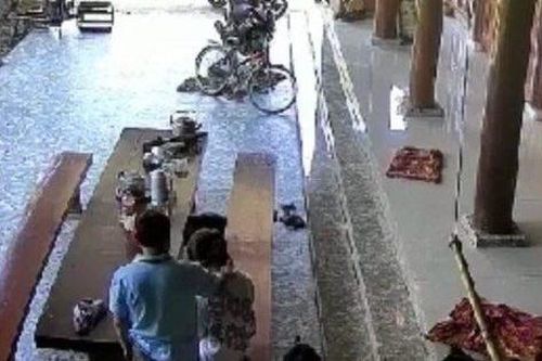 Thanh Hóa: Sàm sỡ nữ sinh, Chủ tịch MTTQ xã bị cách hết chức vụ trong Đảng