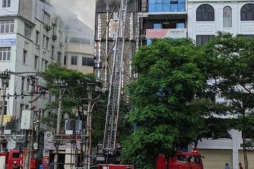 Truy thăng cấp bậc hàm cho 3 cán bộ, chiến sĩ cảnh sát dũng cảm hy sinh chữa cháy