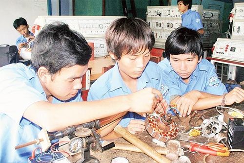 Thừa Thiên Huế phát triển nguồn nhân lực chất lượng cao