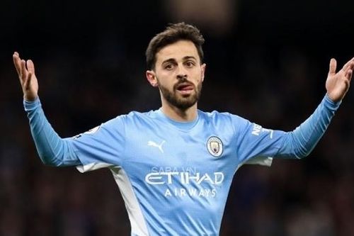 Man City rao bán Silva, Barcelona mừng thầm