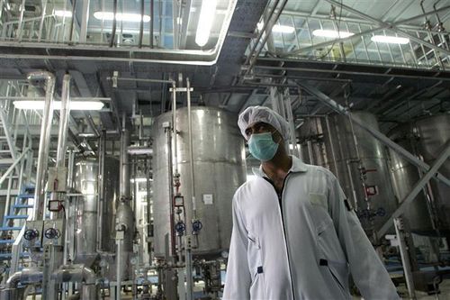 Iran công bố khởi động hàng trăm máy ly tâm làm giàu urani