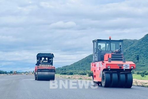 Bão giá và thời tiết mưa nhiều đang 'cản' tiến độ cao tốc Bắc - Nam