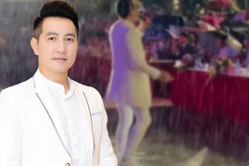 Nguyễn Phi Hùng 'đội mưa' trình diễn, gây bất ngờ với cách giao lưu cùng khán giả dưới mưa
