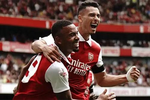 Arsenal chốt đội hình trước mùa giải mới
