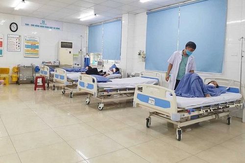 Loạt du khách nhập viện do ngộ độc thực phẩm tại Đà Nẵng