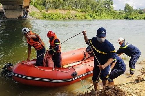 Quảng Trị: Tìm thấy thi thể nam thanh niên dưới cầu sông Hiếu