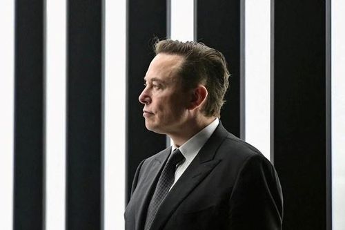 Elon Musk có thể bán thêm cổ phiếu Tesla