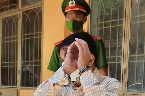 19 năm tù cho 2 cán bộ giả chữ ký của lãnh đạo để lừa đảo người dân