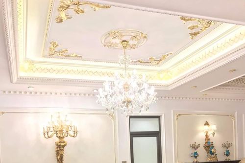Vụ 3 căn nhà phố bán giá 300 triệu đồng: Điều gì ẩn sau các hợp đồng công chứng?