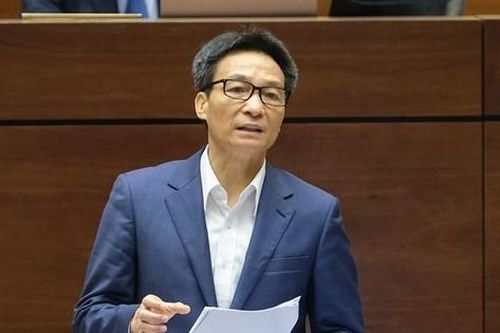 Dùng ngân sách mua sách giáo khoa để cho học sinh mượn