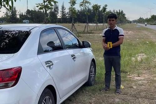 Bắt đối tượng lái ô tô từ Hà Tĩnh vào Huế trộm số tiền lớn