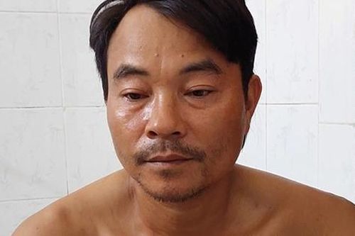 Khởi tố người cha cầm dao sát hại con gái và bạn trai