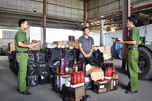 Ninh Bình: Bắt 2 vụ hàng lậu trị giá hàng tỷ đồng