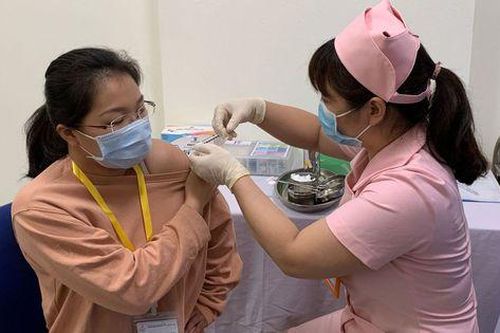 Địa phương bao phủ vaccine COVID-19 chậm do người đứng đầu chưa sâu sát