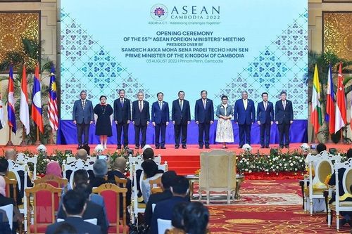 ASEAN kiến nghị giải quyết vấn đề Biển Đông bằng biện pháp hòa bình