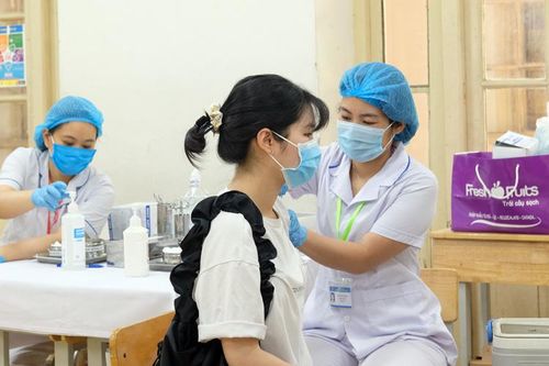 Hà Nội đẩy mạnh tiến độ tiêm vaccine phòng COVID-19 cho người dân
