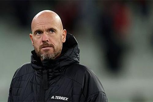 HLV Ten Hag 'thiếu tôn trọng' Ajax vì kế hoạch chuyển nhượng của MU
