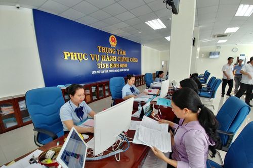 Minh bạch giải quyết thủ tục hành chính đất đai