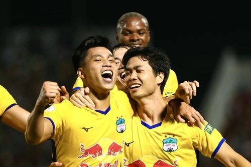 Công Phượng ghi bàn, HAGL gieo sầu cho đội bóng của Huỳnh Đức