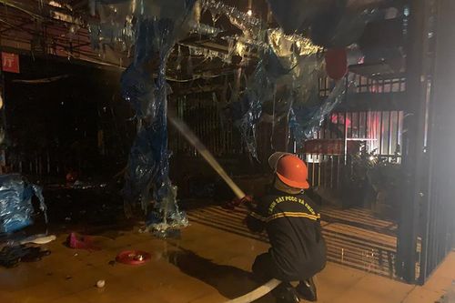 Xử lý kịp thời vụ cháy quán trà chanh ở huyện Gia Lâm