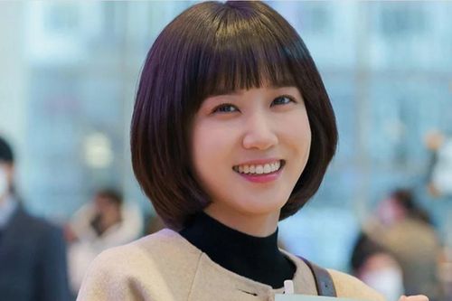 'Extraordinary Attorney Woo' phản ánh xã hội Hàn Quốc