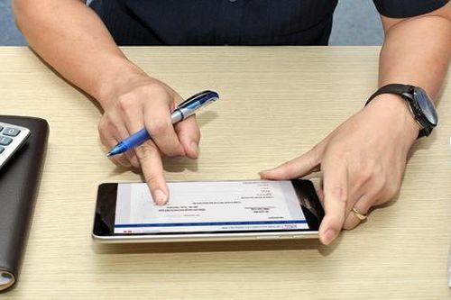 Khi nào cần cấp chứng từ khấu trừ thuế cho cá nhân?