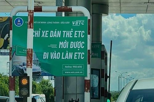 Từ 6/8, thu phí không dừng ETC phải trả phí dán thẻ