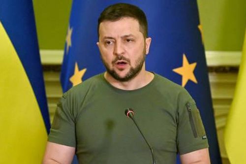 Tổng thống Zelensky tức giận vì thiếu trợ giúp từ EU