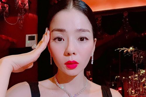 Lệ Quyên khẳng định: 'Làm gì có người đàn bà nào như em, chẳng sợ tiểu nhân nào'