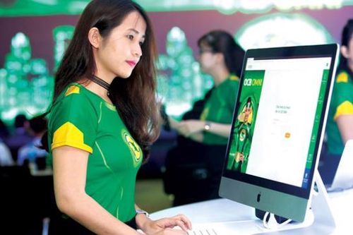 Ngân hàng 'nhọc nhằn' tìm nhân lực để phục vụ chuyển đổi số