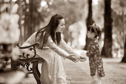 Dạ, thưa ông, bà, anh, chị
