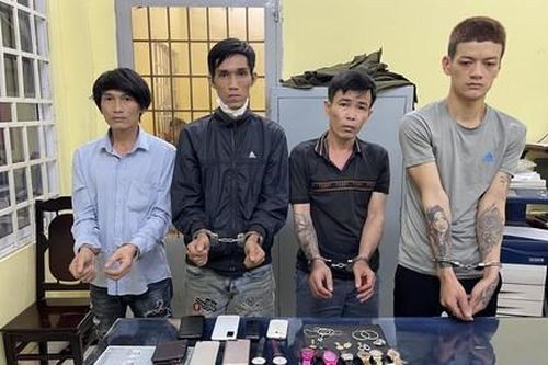 Bắt nhóm chuyên trộm xe máy ở các khu phòng trọ công nhân