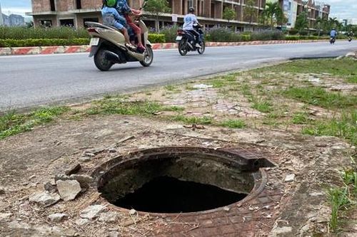 Thanh Hóa: Hàng trăm nắp hố ga bị mất cắp trên tuyến đường dài chưa đến 5 km