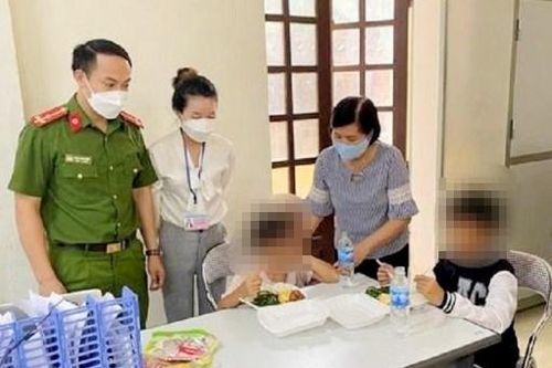 Bị bố đánh thường xuyên nên bé gái ở Hà Tĩnh rất nhút nhát