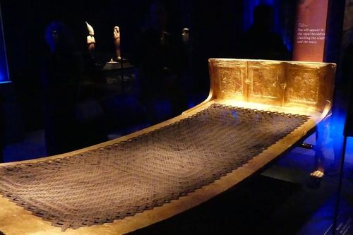 Soi chi tiết bộ sưu tập báu vật của pharaon Tutankhamun (1)