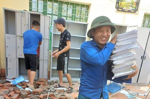 Lào Cai: Thầy cô nỗ lực khắc phục hậu quả thiên tai