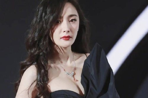 Dương Mịch xứng đáng là đại gia Cbiz khi làm điều này