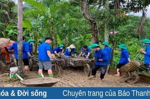 Thanh niên tình nguyện chung tay xây dựng nông thôn mới ở miền núi