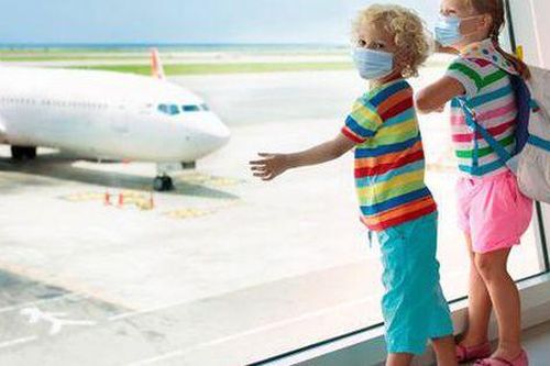 Hành khách 'hoảng loạn' vì bị từ chối lên máy bay cùng 2 con gái nhỏ, hãng hàng không nói: Đúng quy định!