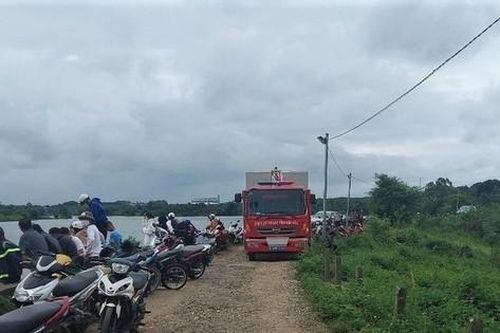 Đắk Lắk: Phát hiện 2 cô gái tử vong dưới hồ nước