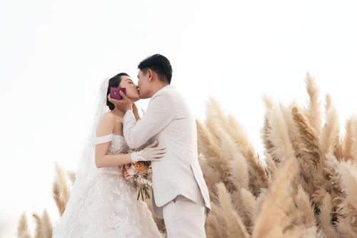 Sau đám cưới, Minh Hằng được chồng đại gia cưng chiều hết mực