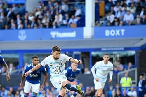 Chelsea thắng xấu xí, Tuchel còn nhiều nỗi lo