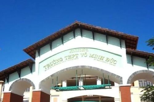 Trường học ở Bình Dương cho thanh lý cây xanh của cựu học sinh trồng lưu niệm gây xôn xao