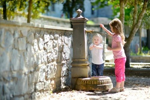 Pháp đang cạn kiệt nguồn nước uống