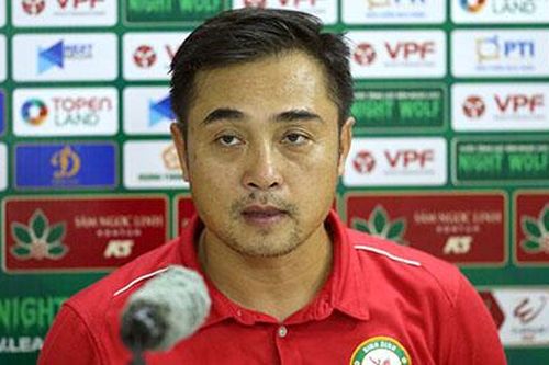 HLV Nguyễn Đức Thắng: 'Hà Nội và HAGL sẽ tranh chức vô địch'