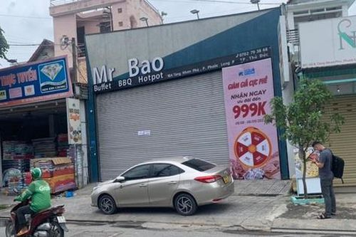 Thông tin mới nhất vụ 8 sinh viên ngộ độc rượu, 2 người tử vong: Số rượu được mua ở đâu?